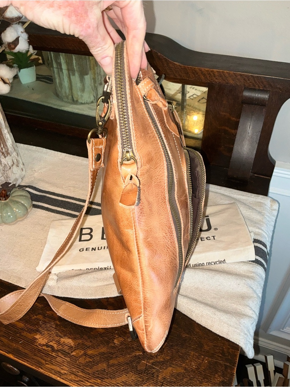 NWOT Bed Stu Aiken Leather Crossbody Convertible Bag Tan Rustic Retail $280 - Picture 6 of 15